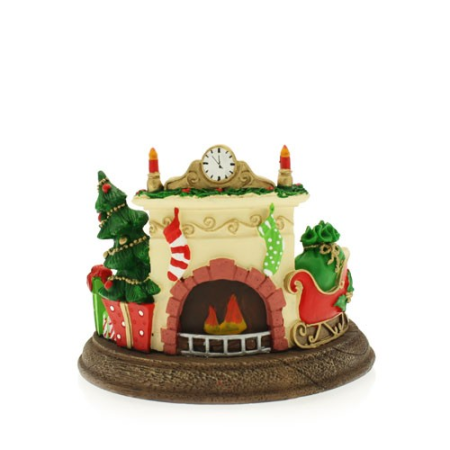 Cheminée de Noël - bougies cadeaux soins du corps