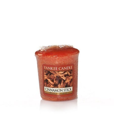 Bâton de Cannelle (Cinnamon Stick) - bougies cadeaux soins du corps