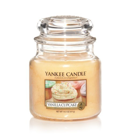 Gâteau a la Vanille (Vanilla Cupcake) - bougies cadeaux soins du corps